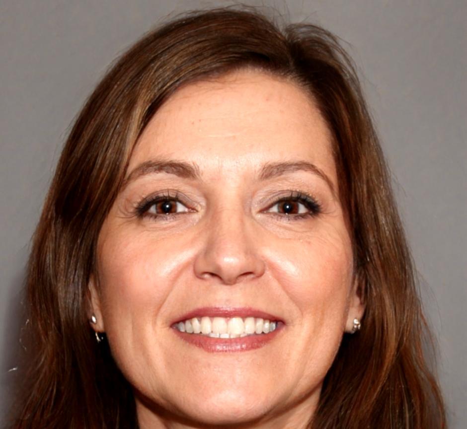Carmen Ruiz, Especialista en Finanzas Empresariales